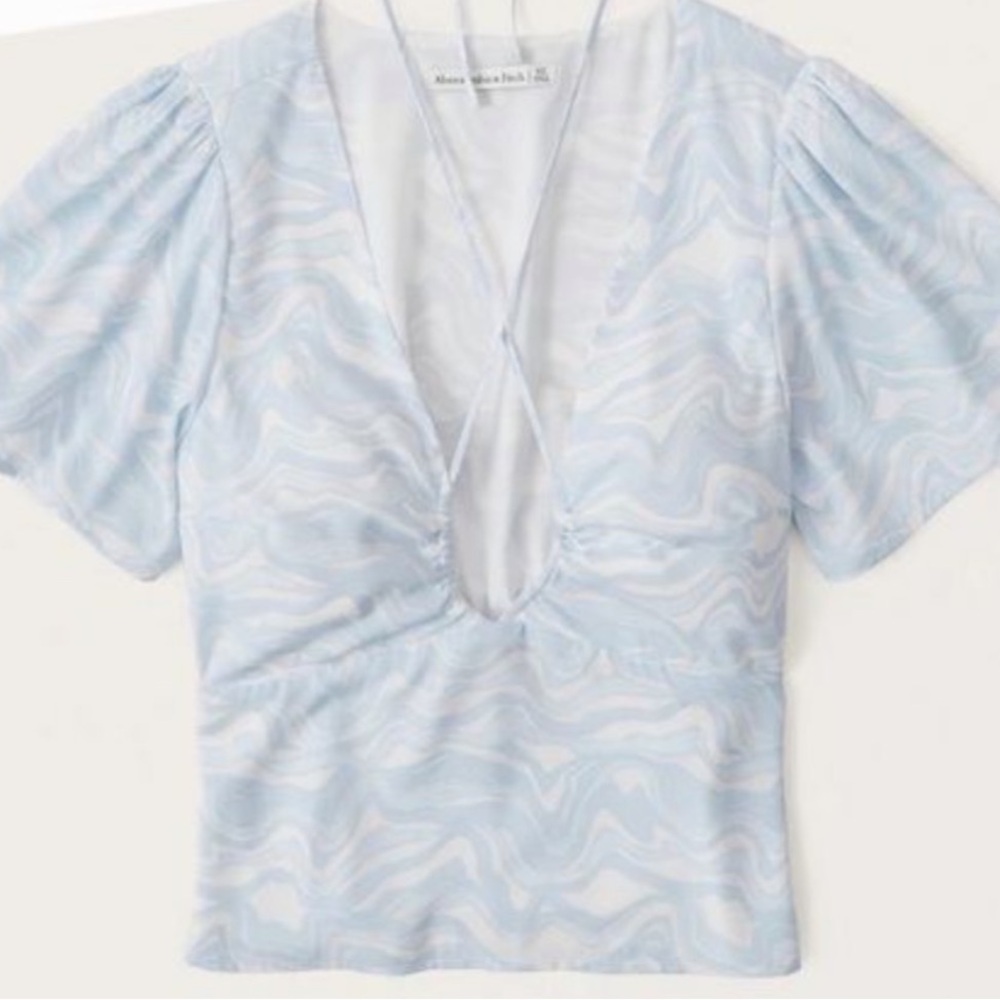 NWOT Abercrombie & Fitch top